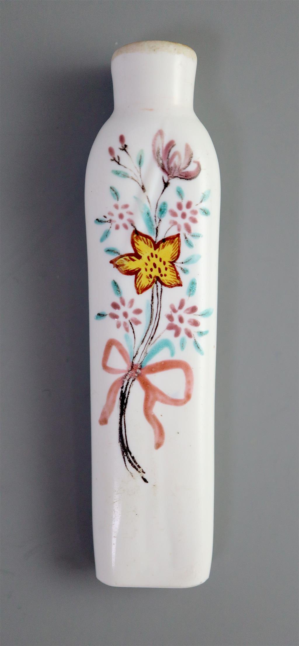 A George III enamelled white glass scent bottle, late 18th century, 8.7cm